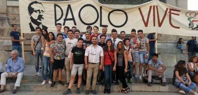 Il gruppo biancavillese che ha partecipato alla fiaccolata in ricordo di Paolo Borsellino e degli agenti della scorta